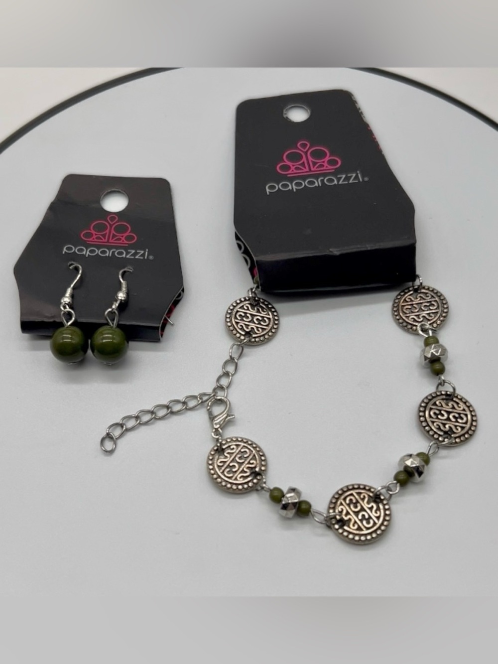 NEW Paparazzi 2-Piece Jewelry Bundle – Olive Green & Silver Tone